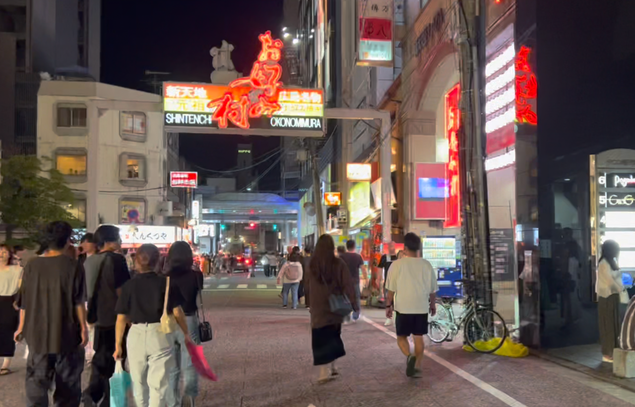 新天地　広島市　広島焼き屋街